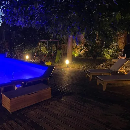 Spacious With Pool Near Carcassonne